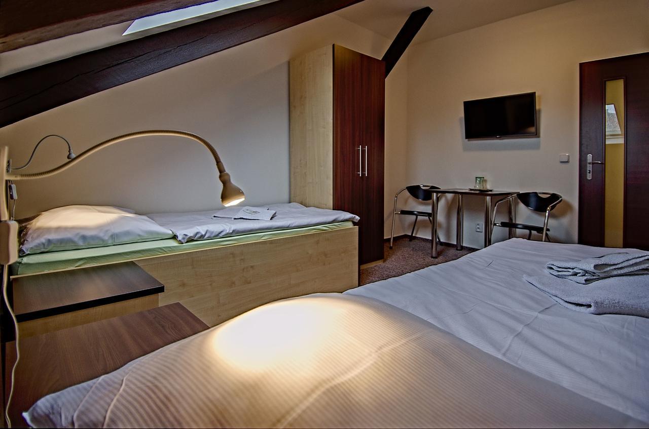 U Heligonky Otel Brno Dış mekan fotoğraf